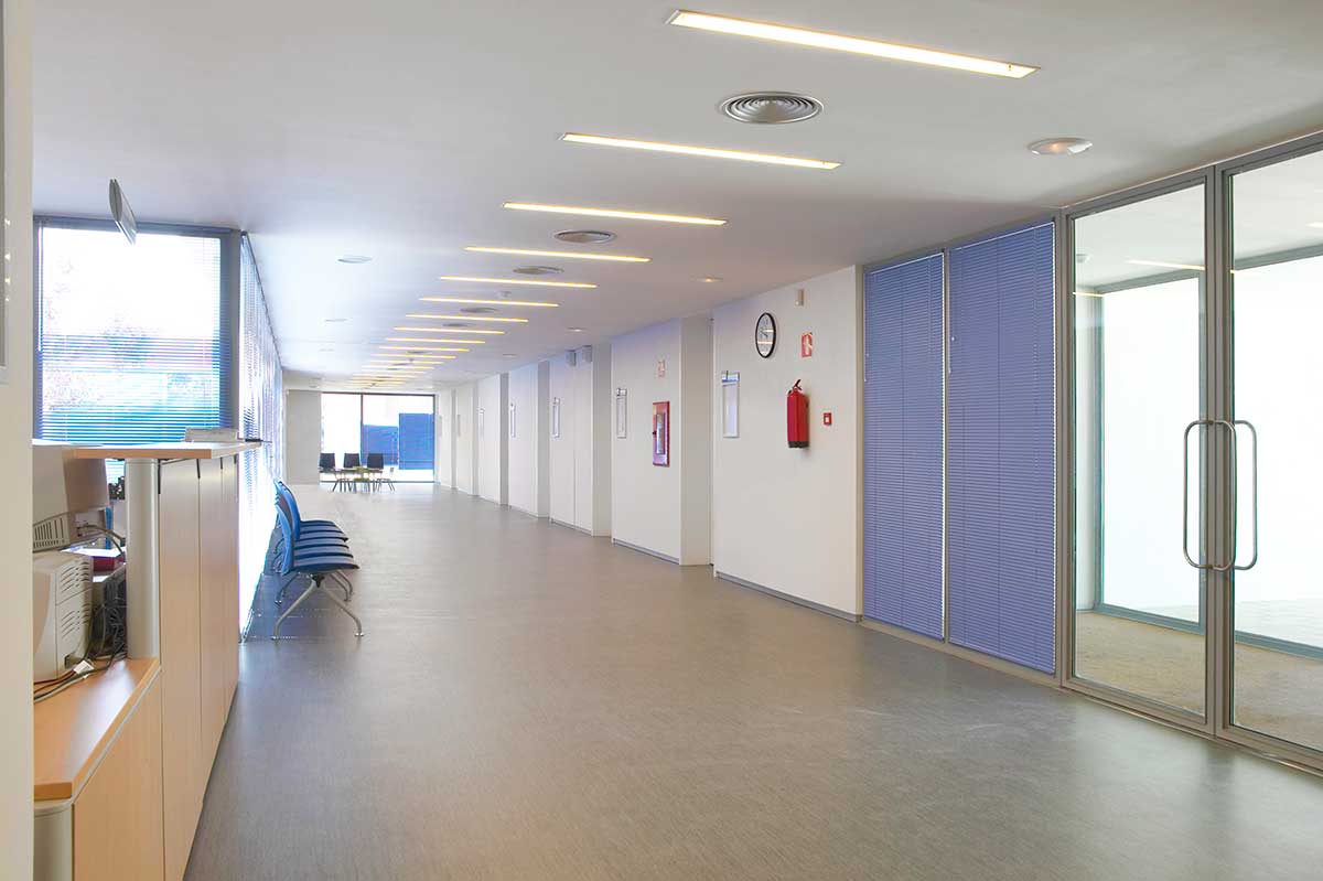 waiting-area-hospital-web